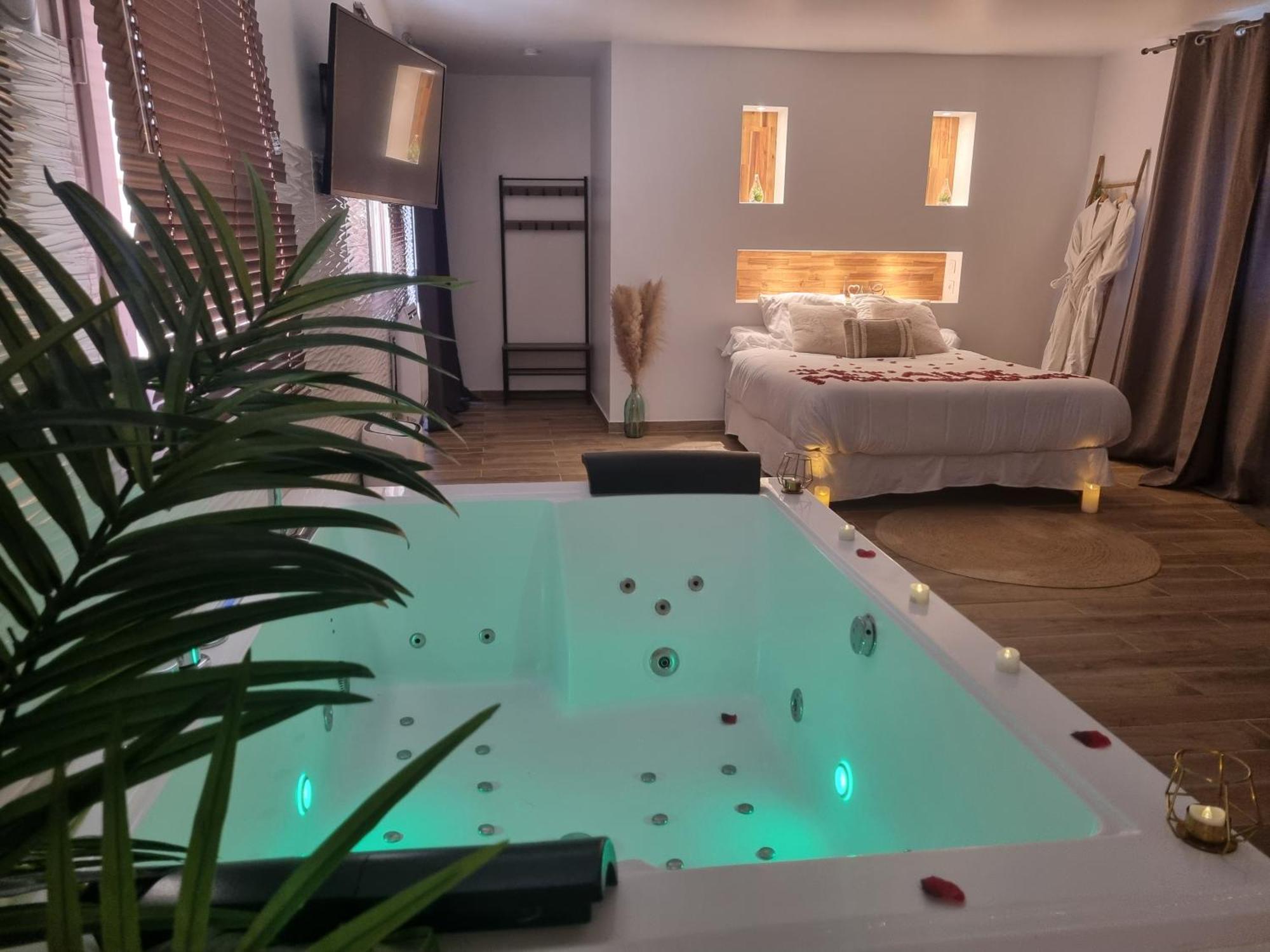 Loft De Luxe Jacuzzi Et Jardin Privatif 10 Minutes De Stade De France Saint-Prix (Val d'Oise) Exterior photo